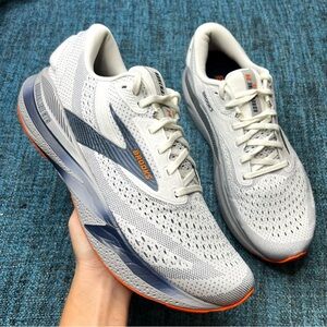 Brooks Adrenaline GTS 24 Running Shoes in White Peacoat Men's Size 11.5 Sneakers